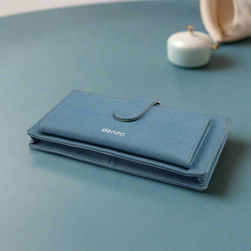 Bliss  Clutch Sky Blue